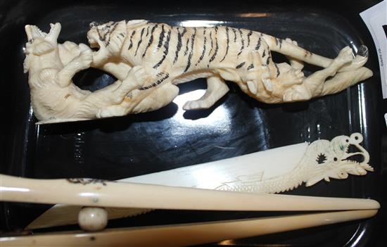 Ivory tiger group etc(-)